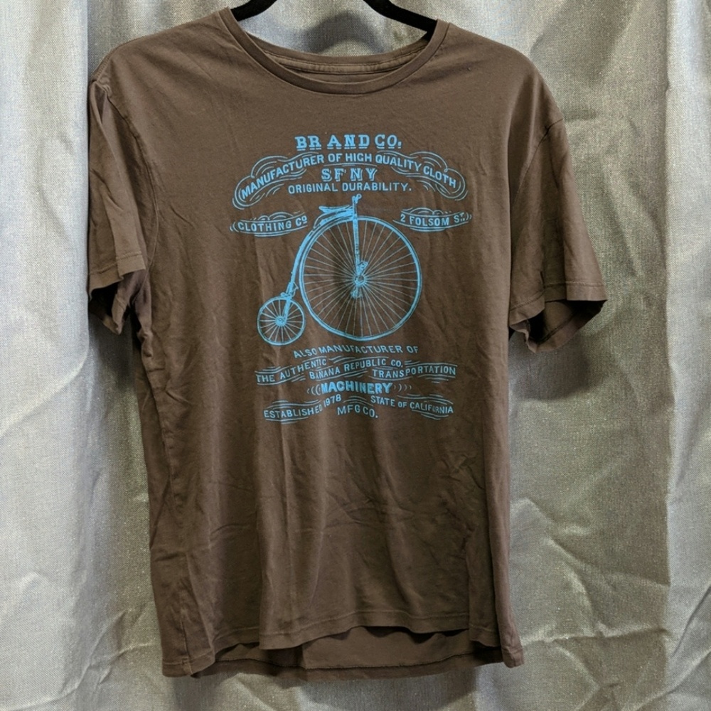 Banana Republic graphic tee